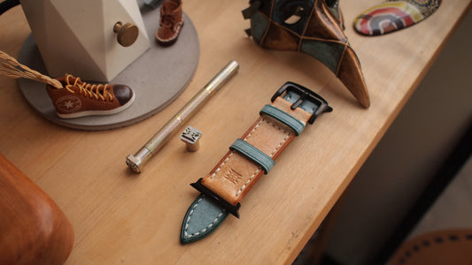 Customized two-tone Italian waxed leather strap for Apple Watch
